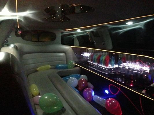 Louer une limousine pour un anniversaire